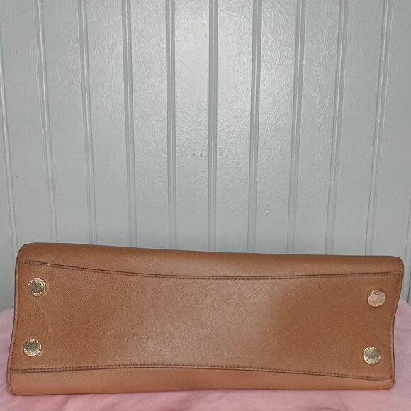 Michael Kors Karla East West - Picture 9 of 10